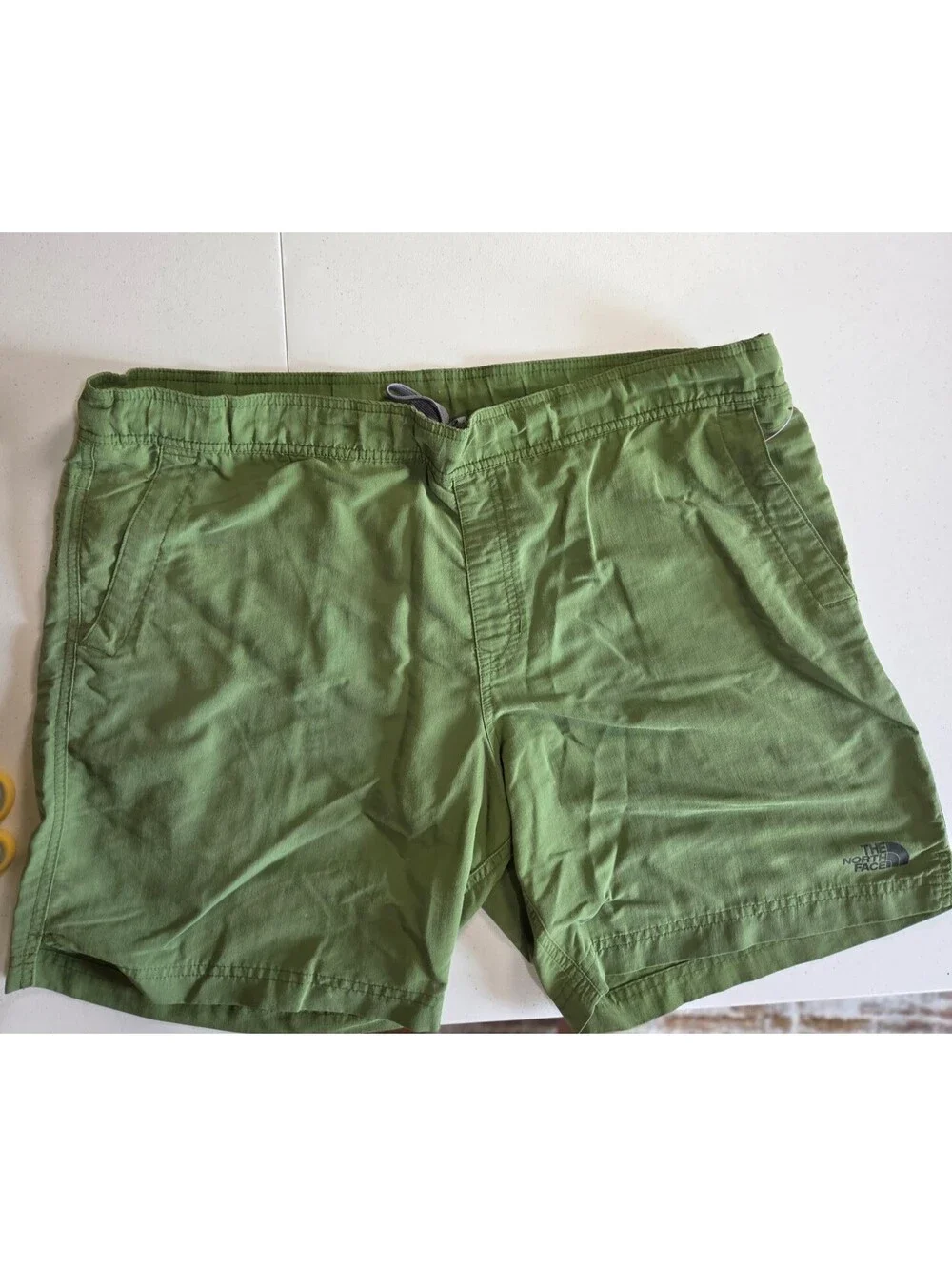 The North Face Men's Green Outdoor Shorts Size L